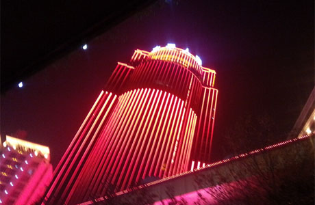 南宁铂宫大厦灯光工程 