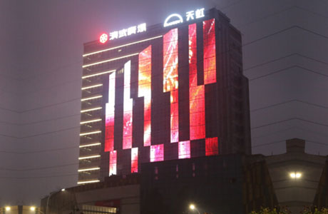 江西演武广场一期外墙像素屏